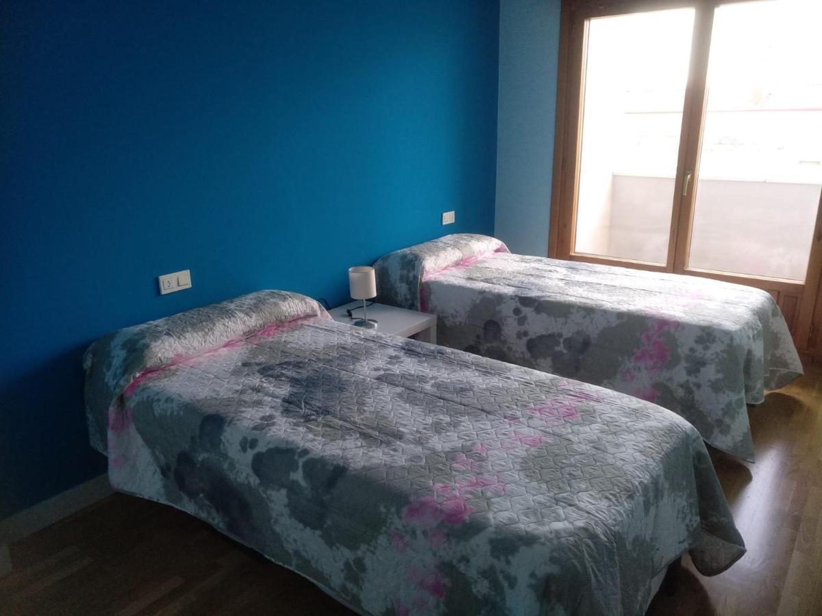 Luz De Leon Con Opcion De Parking Apartment ภายนอก รูปภาพ